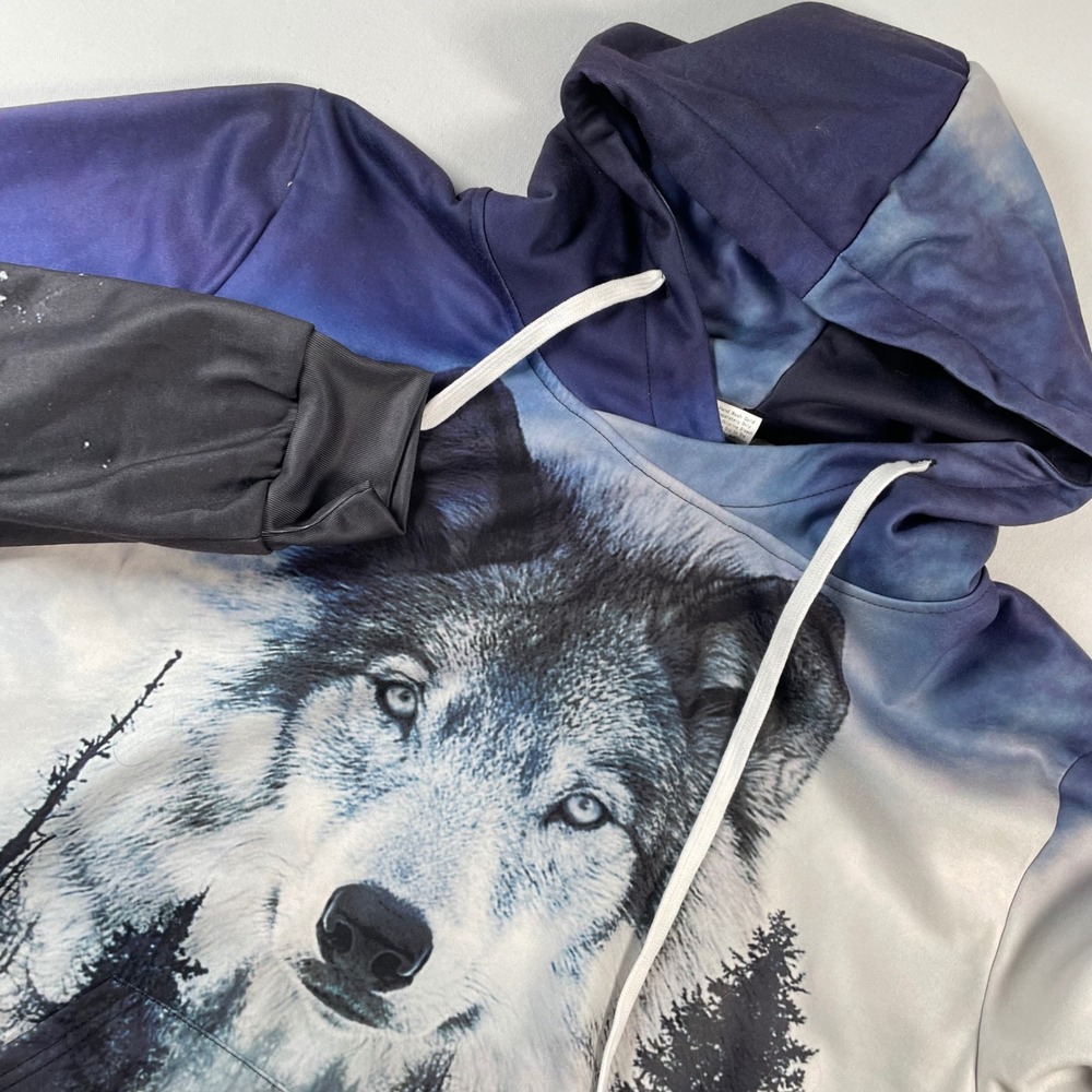 Wolf Hoodie Mens Size L Graphic Print‎ Animal Forest Trees Pullover Sweatshirt